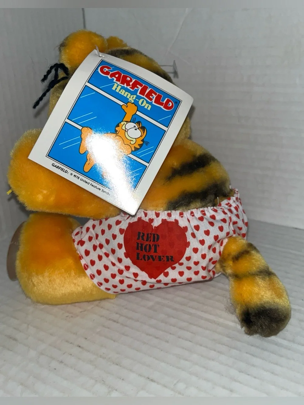 Vtg 1981 Garfield Valentine Hang-On Plush Suction Cup Window Clinger Toy Dakin
